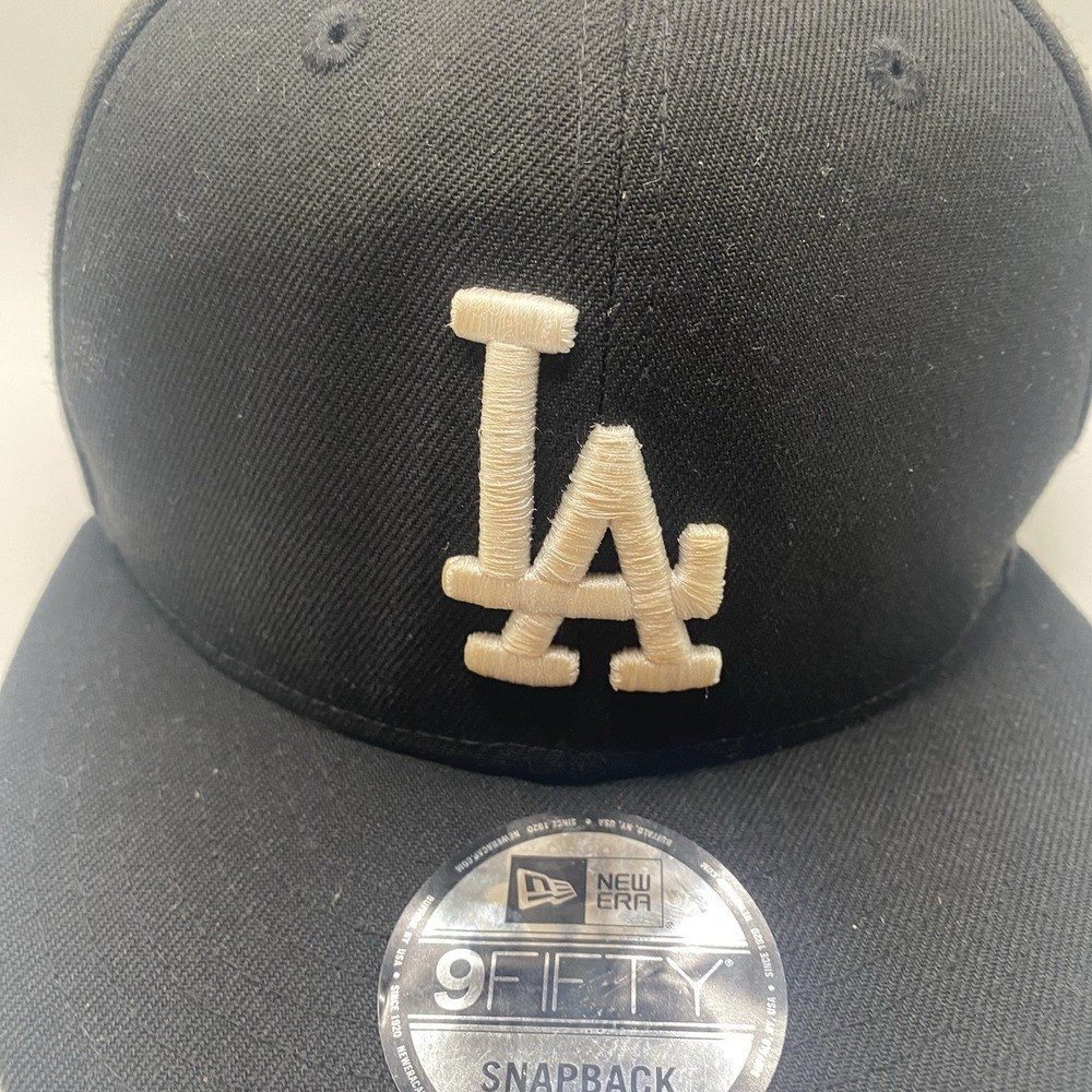 Los‎ Angeles Dodgers Hat Blackout New Era Black 9Fifty SnapBack Cleaned VGC - Picture 3 of 10